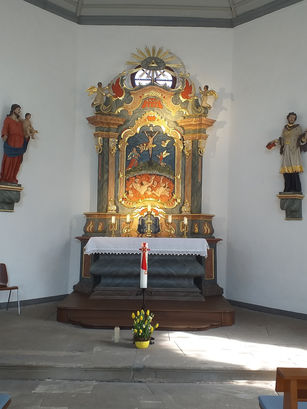 Die Friedhofskapelle zu Ostern